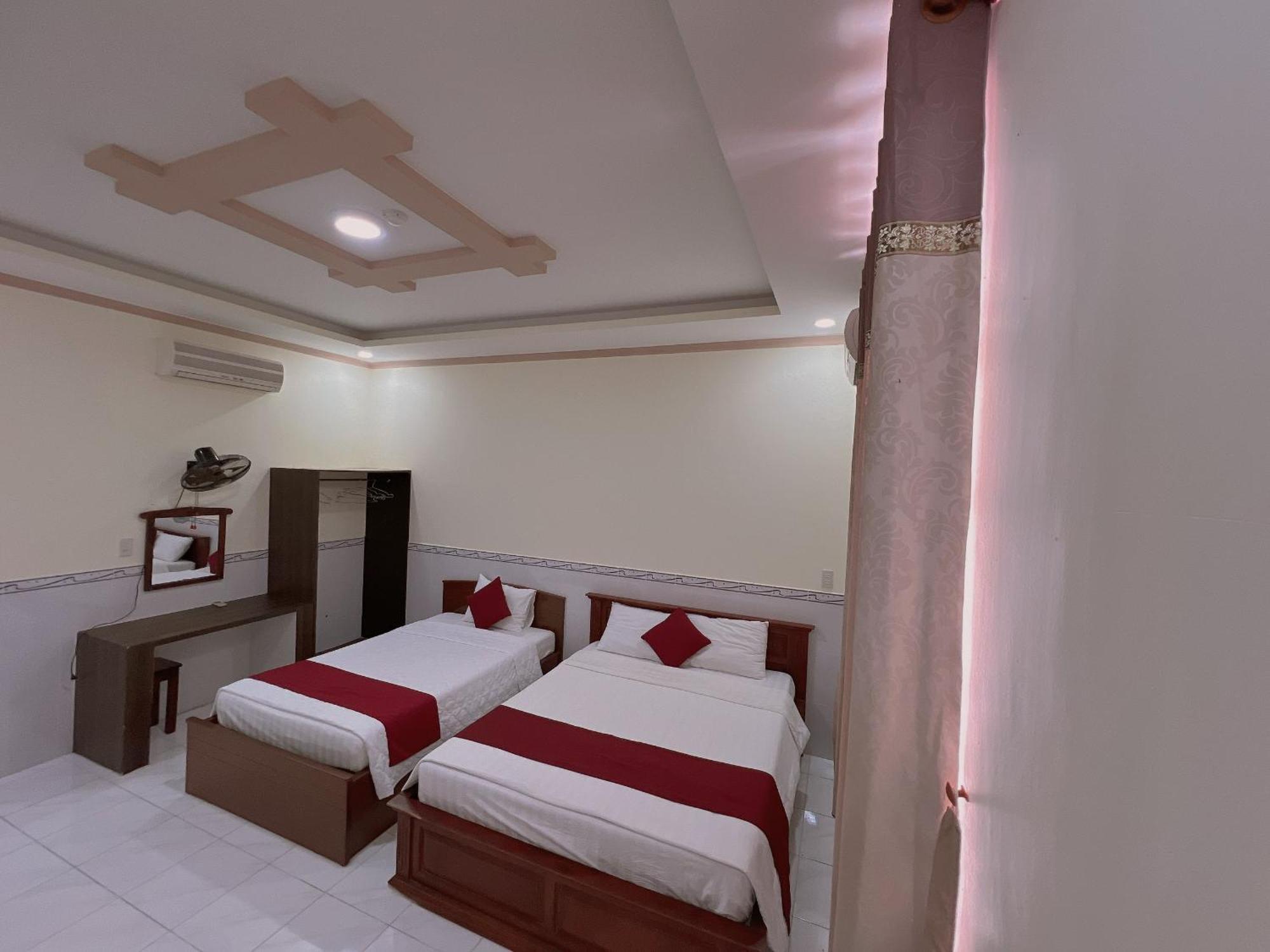 צ'או דוק Hoang Duc Hotel מראה חיצוני תמונה