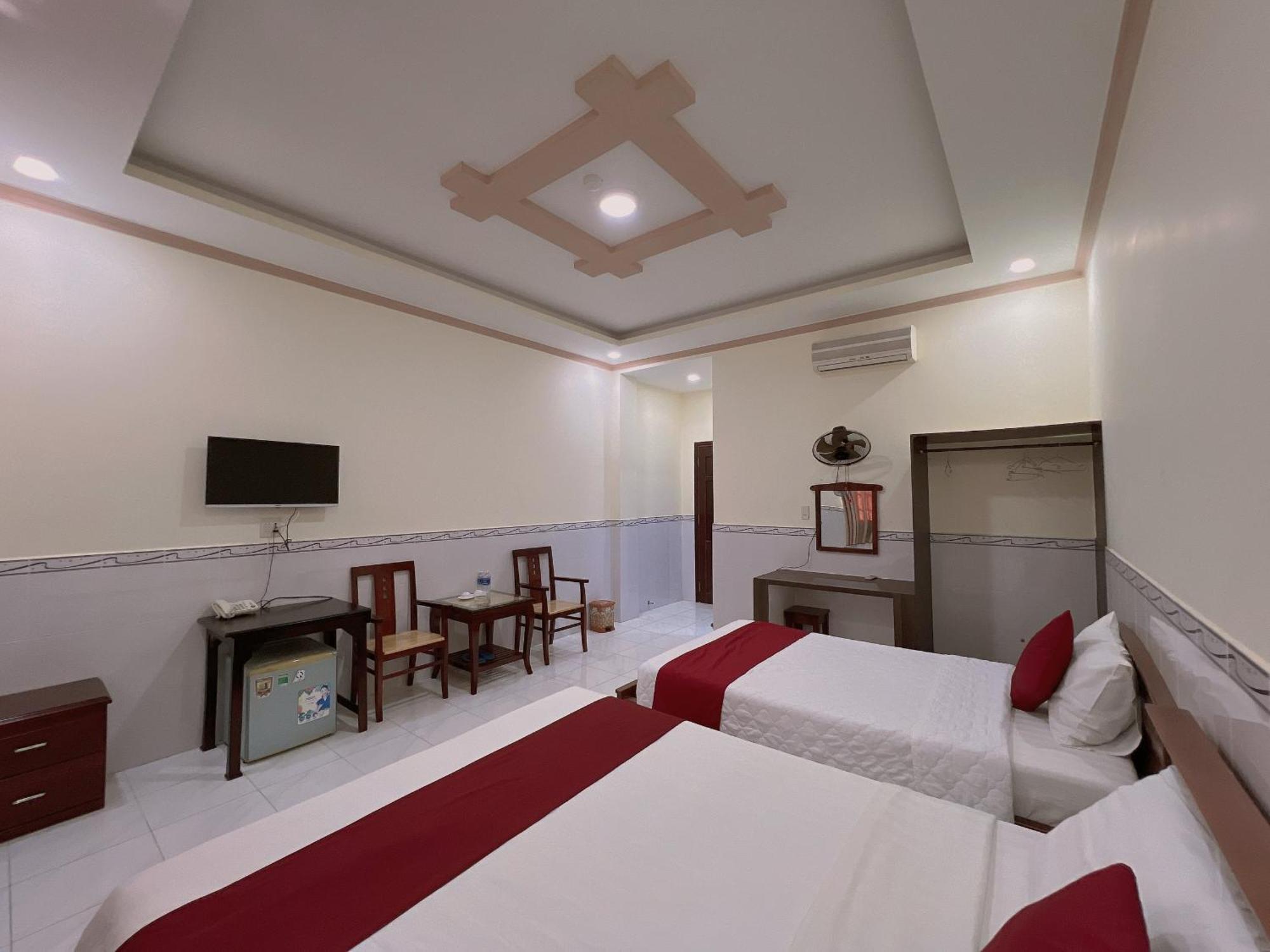 צ'או דוק Hoang Duc Hotel מראה חיצוני תמונה