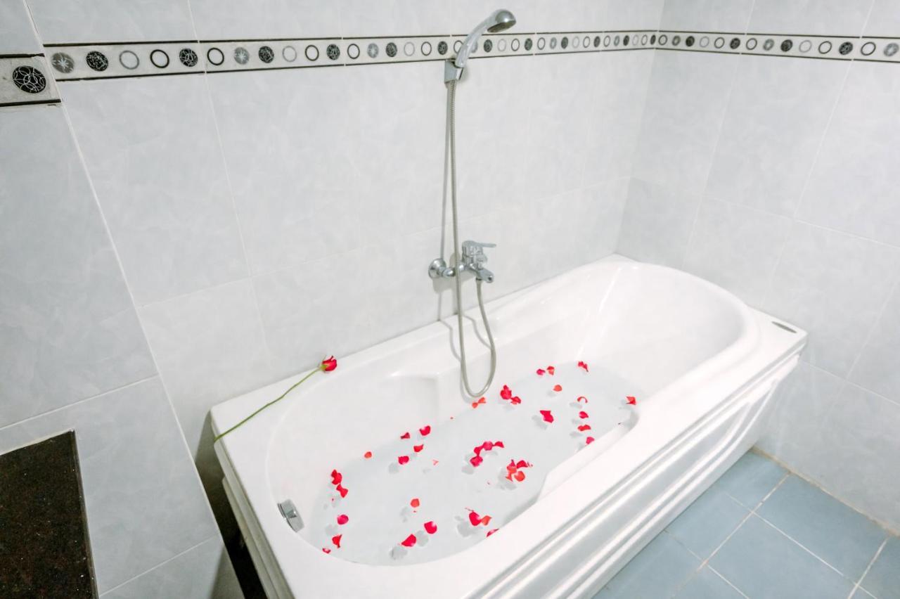 צ'או דוק Hoang Duc Hotel מראה חיצוני תמונה