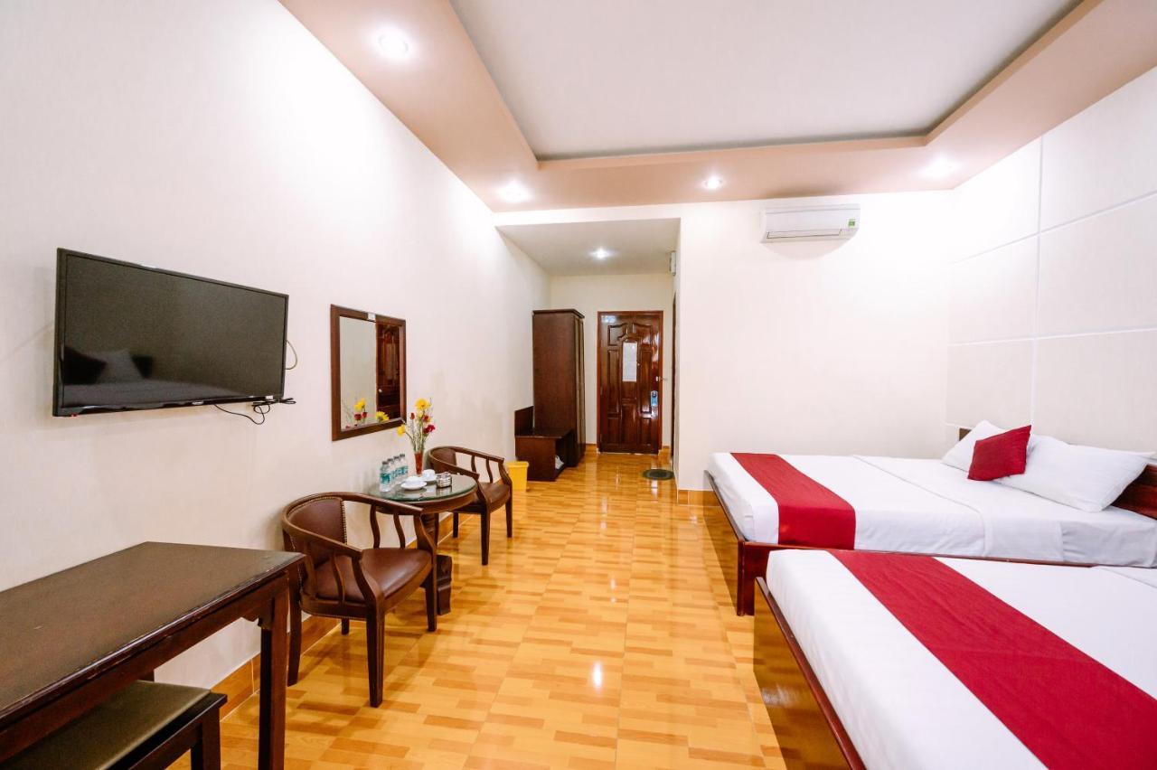צ'או דוק Hoang Duc Hotel מראה חיצוני תמונה