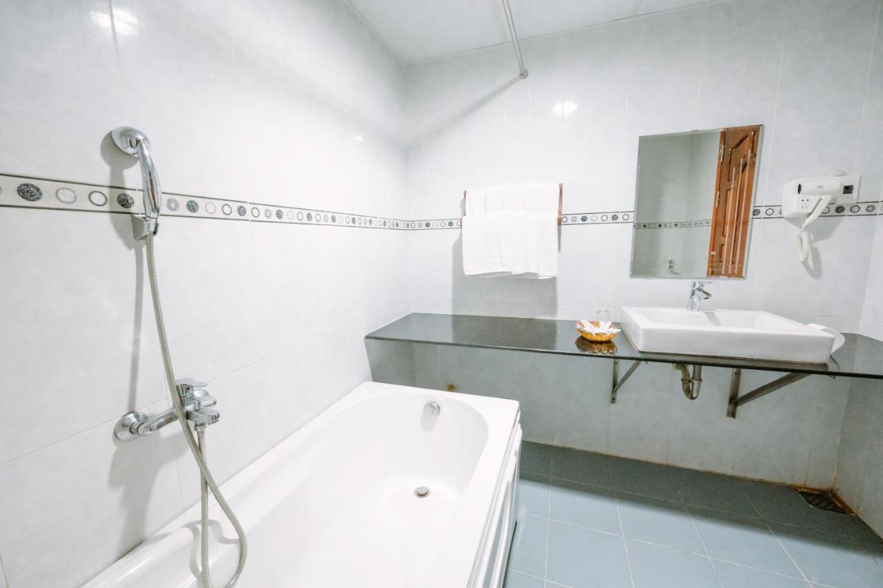 צ'או דוק Hoang Duc Hotel מראה חיצוני תמונה
