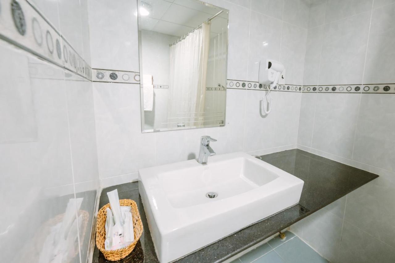 צ'או דוק Hoang Duc Hotel מראה חיצוני תמונה